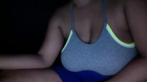 Snapshot of creamycocobabe chatting on March 2025 08:41:01 AM CreamyCocoBabe online show from March 2025 08:41:01 AM