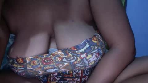 Snapshot of creamycocobabe chatting on April 2026 10:10:02 PM CreamyCocoBabe online show from April 2026 10:10:02 PM