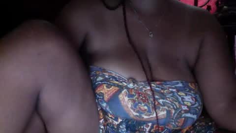 Snapshot of creamycocobabe chatting on June 2026 02:41:02 PM CreamyCocoBabe online show from June 2026 02:41:02 PM