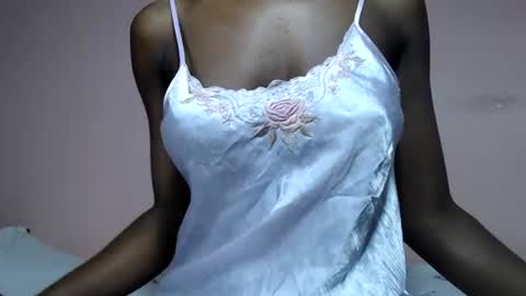 creamyebony00 online show from July 2026 07:47:01 AM