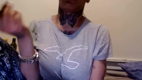 Snapshot of creamyexotica chatting on January 2025 02:10:01 AM CreamyExotica online show from January 2025 02:10:01 AM