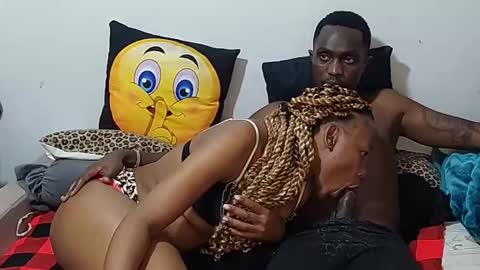 Snapshot of creamyhub chatting on November 2025 07:18:01 AM creamyhub online show from November 2025 07:18:01 AM