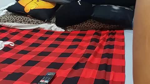 Snapshot of creamyhub chatting on December 2025 05:57:01 AM creamyhub online show from December 2025 05:57:01 AM