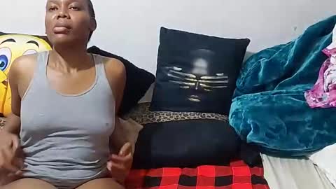 Snapshot of creamyhub chatting on December 2025 09:32:02 PM creamyhub online show from December 2025 09:32:02 PM