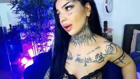 Sophie online show from March 2026 09:13:01 AM