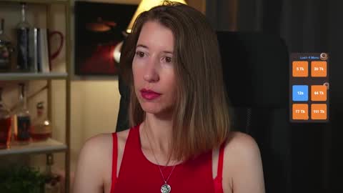 Snapshot of creme_dela_creme chatting on October 2025 05:59:01 PM Quinn de la Creme online show from October 2025 05:59:01 PM