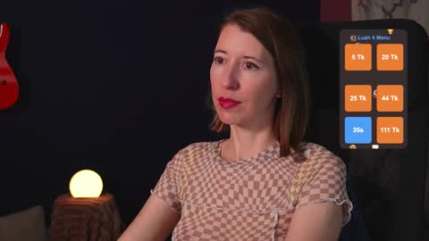 Snapshot of creme_dela_creme chatting on February 2026 03:18:01 AM Quinn de la Creme online show from February 2026 03:18:01 AM