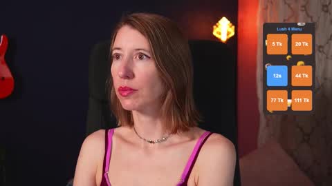 Snapshot of creme_dela_creme chatting on March 2026 03:01:02 AM Quinn de la Creme online show from March 2026 03:01:02 AM