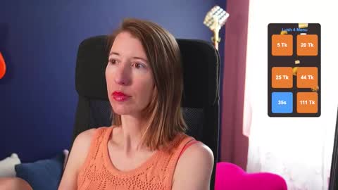 Snapshot of creme_dela_creme chatting on March 2026 11:31:02 PM Quinn de la Creme online show from March 2026 11:31:02 PM