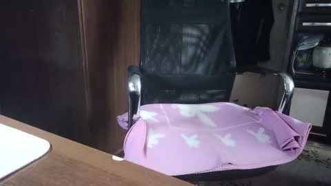 cremjee  online show from March 2026 02:45:03 PM