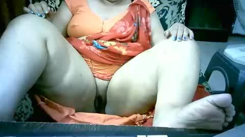 Snapshot of crezybhabihot chatting on October 2025 07:29:02 PM Sonika69 online show from October 2025 07:29:02 PM