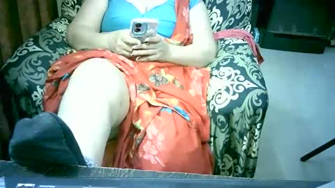 Snapshot of crezybhabihot chatting on December 2025 11:11:01 PM Sonika69 online show from December 2025 11:11:01 PM