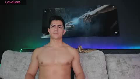 Snapshot of crhistian1_ chatting on December 2024 02:09:01 AM CRHISTIAN online show from December 2024 02:09:01 AM