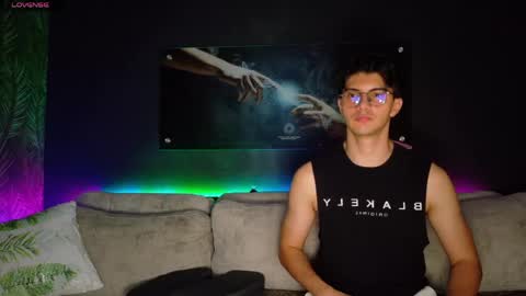 CRHISTIAN online show from April 2026 02:46:02 AM