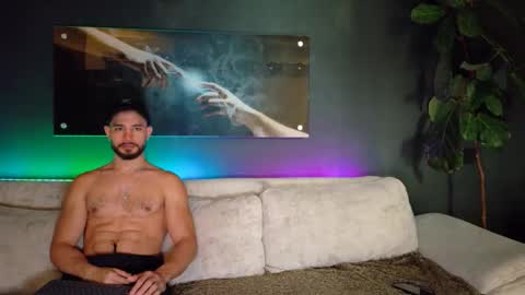 CRHISTIAN online show from April 2026 04:23:02 PM