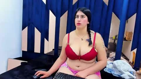 Snapshot of criistaal__ chatting on December 2024 07:19:02 AM Criistaal online show from December 2024 07:19:02 AM