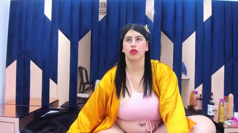 Snapshot of criistaal__ chatting on December 2024 07:51:02 AM Criistaal online show from December 2024 07:51:02 AM