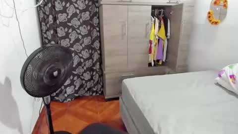 criistal_0 online show from July 2026 02:06:02 AM