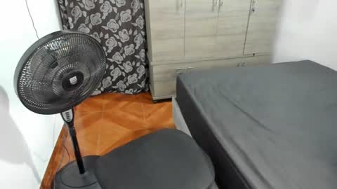 criistal_0 online show from July 2026 01:58:33 AM
