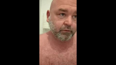 Snapshot of crippy4x4420 chatting on April 2026 11:39:02 AM W online show from April 2026 11:39:02 AM