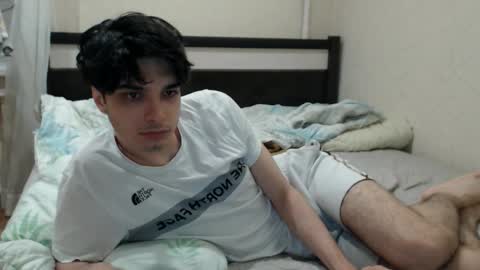 Snapshot of cris_peace chatting on October 2025 01:18:01 AM JOIN IN A FAN CLUB AND YOU WILL HAVE 90 OF MY PHOTOVIDEO FREE FANSLY - online show from October 2025 01:18:01 AM