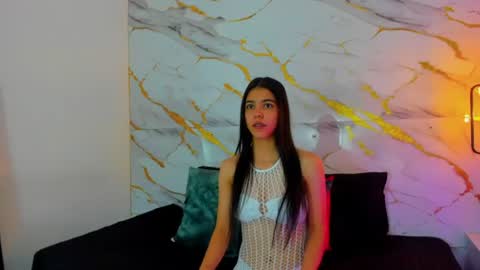 Cris online show from June 2026 11:38:01 AM