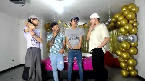 Snapshot of crismens chatting on January 2025 03:11:01 AM crismens online show from January 2025 03:11:01 AM