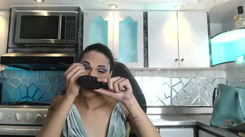 Cristina Onazis online show from May 2026 05:43:01 PM