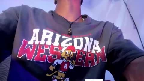 criss_zuri online show from May 2026 12:32:01 PM
