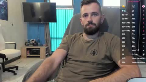 Snapshot of crissstud chatting on December 2025 08:51:02 AM Criss online show from December 2025 08:51:02 AM