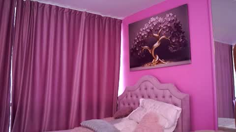 Crissy online show from March 2026 09:43:02 AM