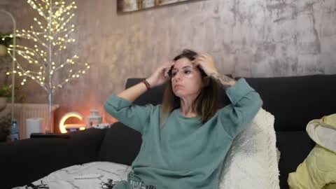 Snapshot of crissy_love chatting on January 2025 01:45:02 PM crissy_love online show from January 2025 01:45:02 PM