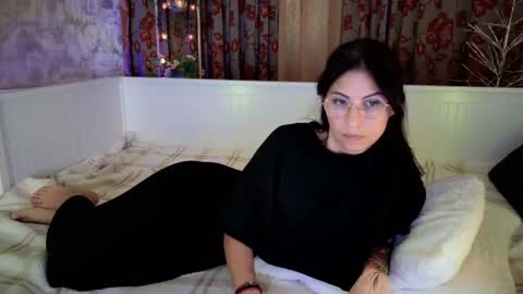 Snapshot of crissy_love chatting on September 2025 08:19:01 PM crissy_love online show from September 2025 08:19:01 PM