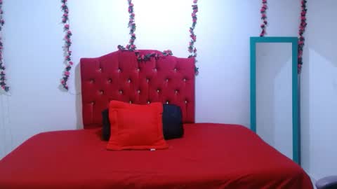 Snapshot of cristal541658 chatting on February 2026 01:17:01 PM cristal541658 online show from February 2026 01:17:01 PM