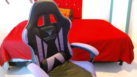 cristal541658 online show from March 2026 01:36:02 PM