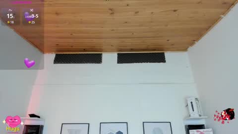 Cristal online show from March 2025 10:57:01 AM