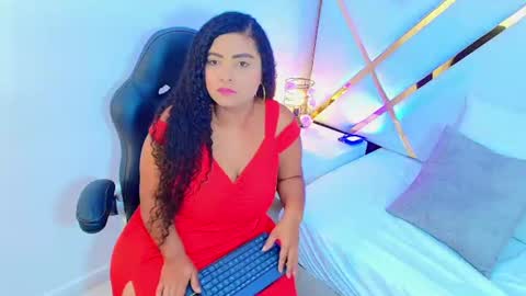 C R I S T A L online show from July 2026 11:41:01 AM