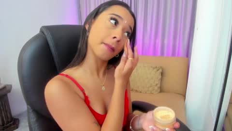 Snapshot of cristal_evanz chatting on February 2026 09:11:02 PM Cristal online show from February 2026 09:11:02 PM