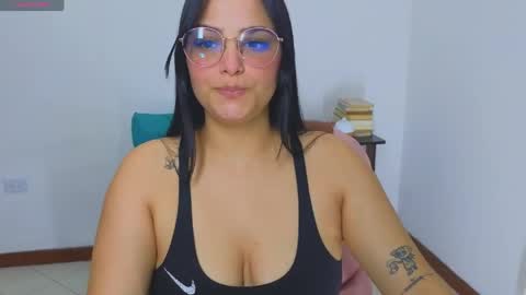 Cristal online show from May 2026 10:51:02 PM
