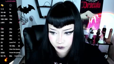 Cris online show from March 2026 08:59:01 PM