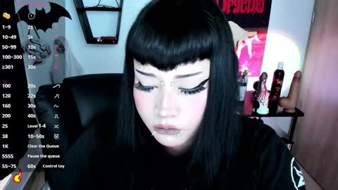 Cris online show from March 2026 09:25:01 PM