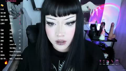 Snapshot of cristal_kosh chatting on July 2026 09:10:01 PM Cris online show from July 2026 09:10:01 PM