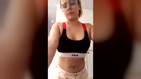 Cristal online show from July 2026 07:34:02 PM