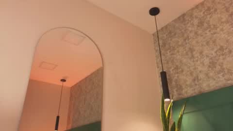 Cristal  online show from December 2025 01:20:02 PM