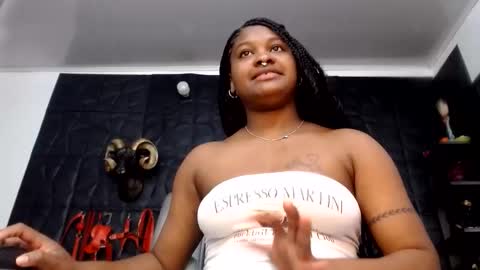Hanna  online show from May 2026 03:17:01 PM