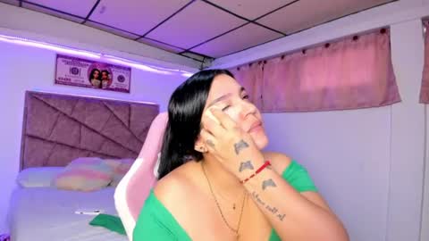 Snapshot of cristal_smith20 chatting on June 2026 11:36:02 AM cristal_smith20 online show from June 2026 11:36:02 AM