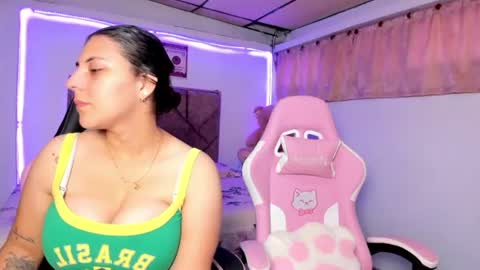 Snapshot of cristal_smith20 chatting on June 2026 11:54:02 AM cristal_smith20 online show from June 2026 11:54:02 AM