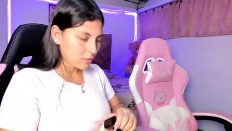 Snapshot of cristal_smith20 chatting on July 2026 12:00:02 PM cristal_smith20 online show from July 2026 12:00:02 PM