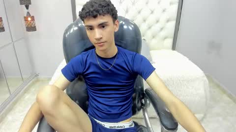 ANGEL  online show from October 2025 05:02:02 PM