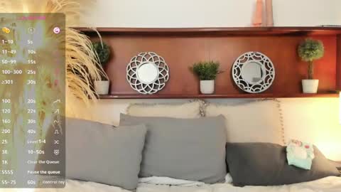 cristalbm_ online show from May 2026 10:40:02 PM